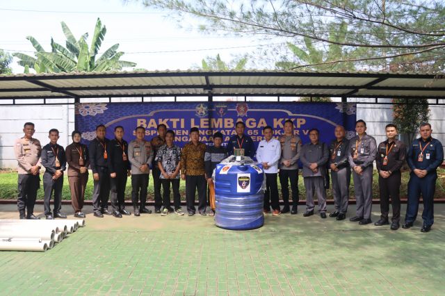 Peserta Sespimmen Polri Gelar Bakti Sosial di Ponpes Rahudothul Muta’alimin
